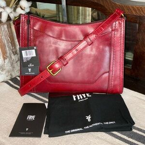 NWT Frye Leather Melissa Zip Top Saddle Crossbody Berry Lacquer Red MSRP $198